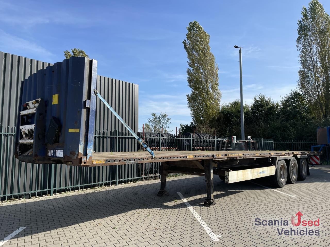 KRONE KRONE TL NL TRAILER FLAT BED 3 AXLE BPW - Semi-remorque plateau: photos 1 KRONE KRONE TL NL TRAILER FLAT BED 3 AXLE BPW - Semi-remorque plateau: photos 1