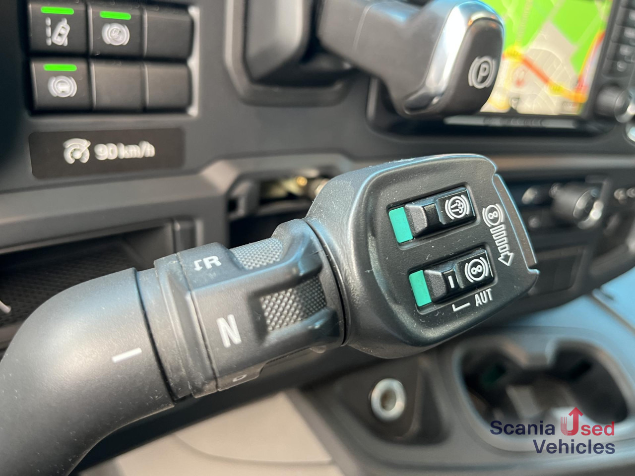 SCANIA P 320 B6x2*4NB RETARDER FULL AIR 8T 7.2x2.5x2.35M - Camion fourgon: photos 5 SCANIA P 320 B6x2*4NB RETARDER FULL AIR 8T 7.2x2.5x2.35M - Camion fourgon: photos 5