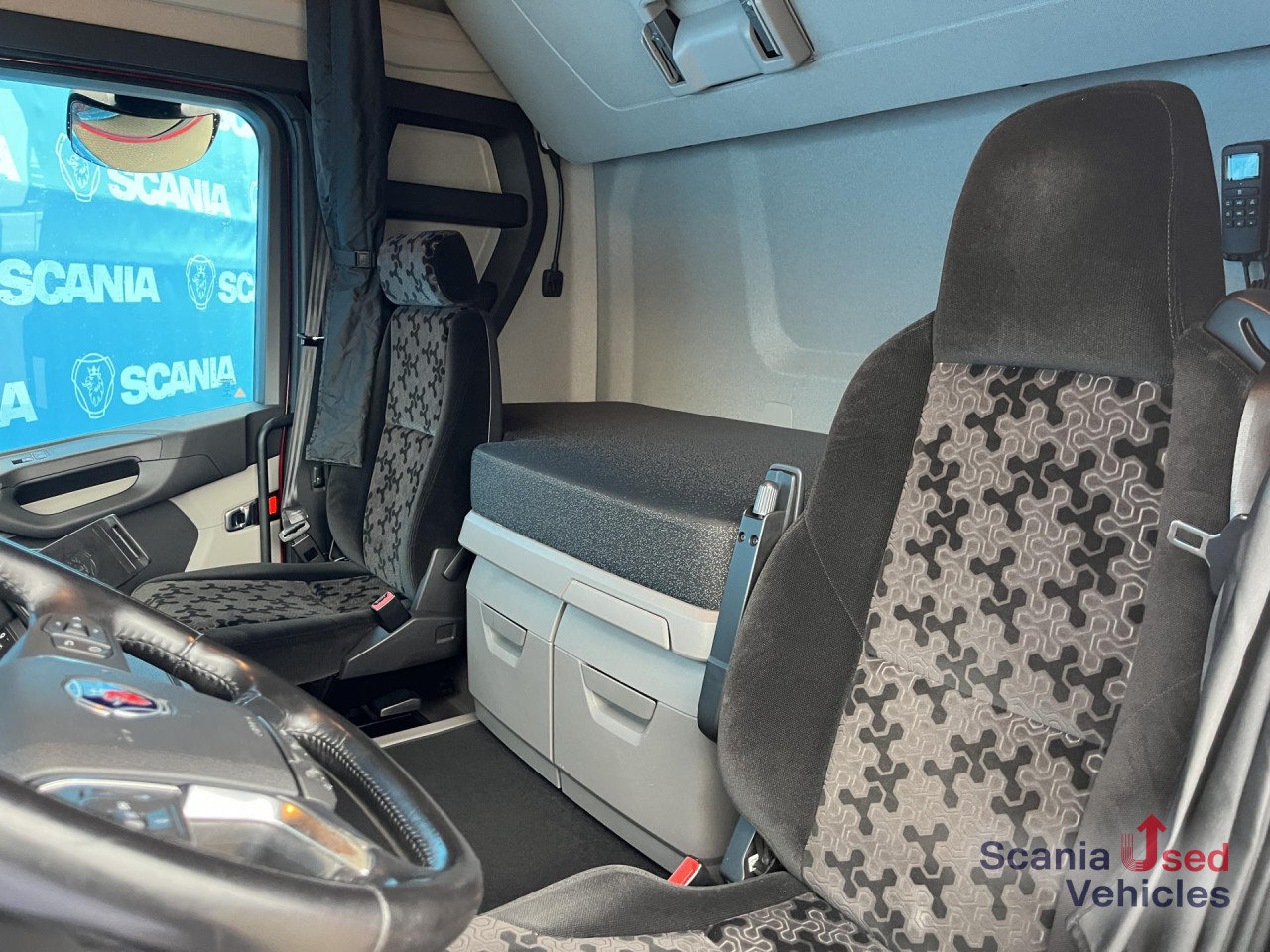 SCANIA R 450 A6x2/4NA RETARDER PTO P-AIRCO LED NAVI - Tracteur routier: photos 3 SCANIA R 450 A6x2/4NA RETARDER PTO P-AIRCO LED NAVI - Tracteur routier: photos 3