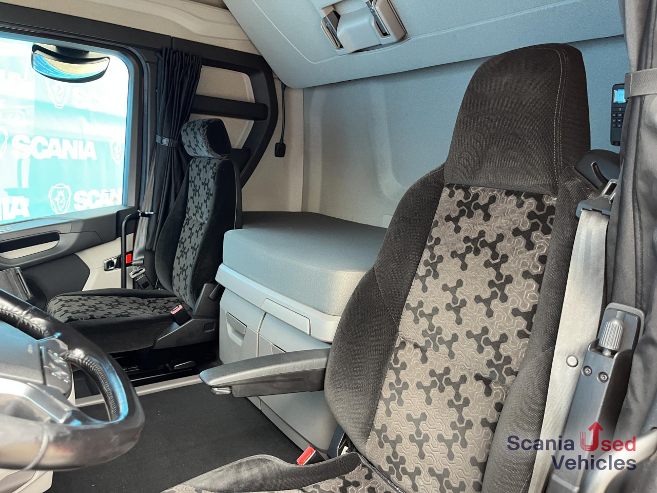 SCANIA R 500 A4x2NA RETARDER LED NAVI PTO - Tracteur routier: photos 3 SCANIA R 500 A4x2NA RETARDER LED NAVI PTO - Tracteur routier: photos 3