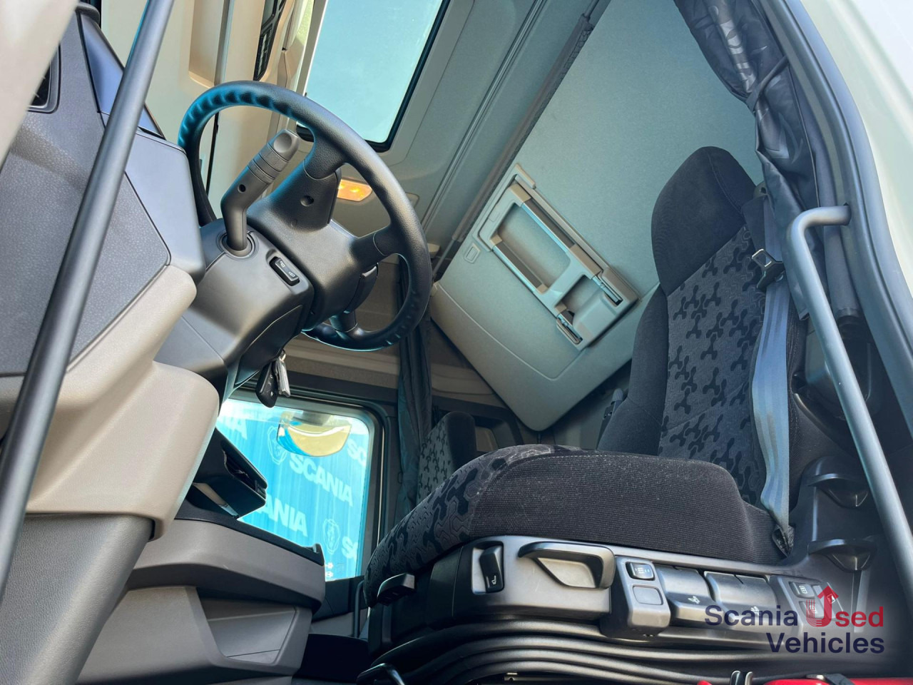 SCANIA S 460 A4x2NA SUPER RETARDER DIFF-L P-AIRCO VECTO 3 - Tracteur routier: photos 3 SCANIA S 460 A4x2NA SUPER RETARDER DIFF-L P-AIRCO VECTO 3 - Tracteur routier: photos 3