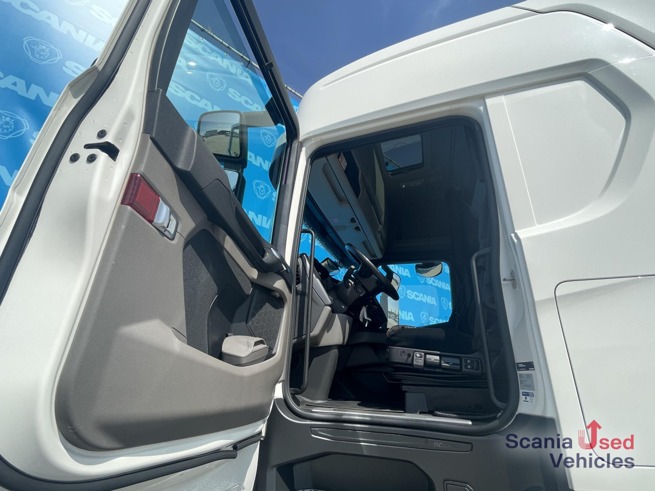 SCANIA S 500 A4X2NB RETARDER FULL AIR 8T P-AIRCO ACC - Tracteur routier: photos 3 SCANIA S 500 A4X2NB RETARDER FULL AIR 8T P-AIRCO ACC - Tracteur routier: photos 3