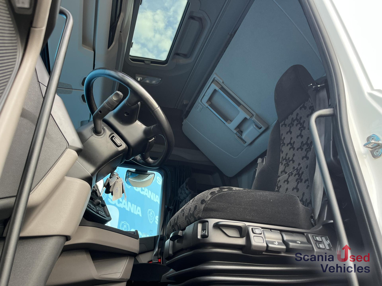 SCANIA S 500 A4x2NB RETARDER FULL AIR P-AIRCO 8T PTO ACC - Tracteur routier: photos 4 SCANIA S 500 A4x2NB RETARDER FULL AIR P-AIRCO 8T PTO ACC - Tracteur routier: photos 4