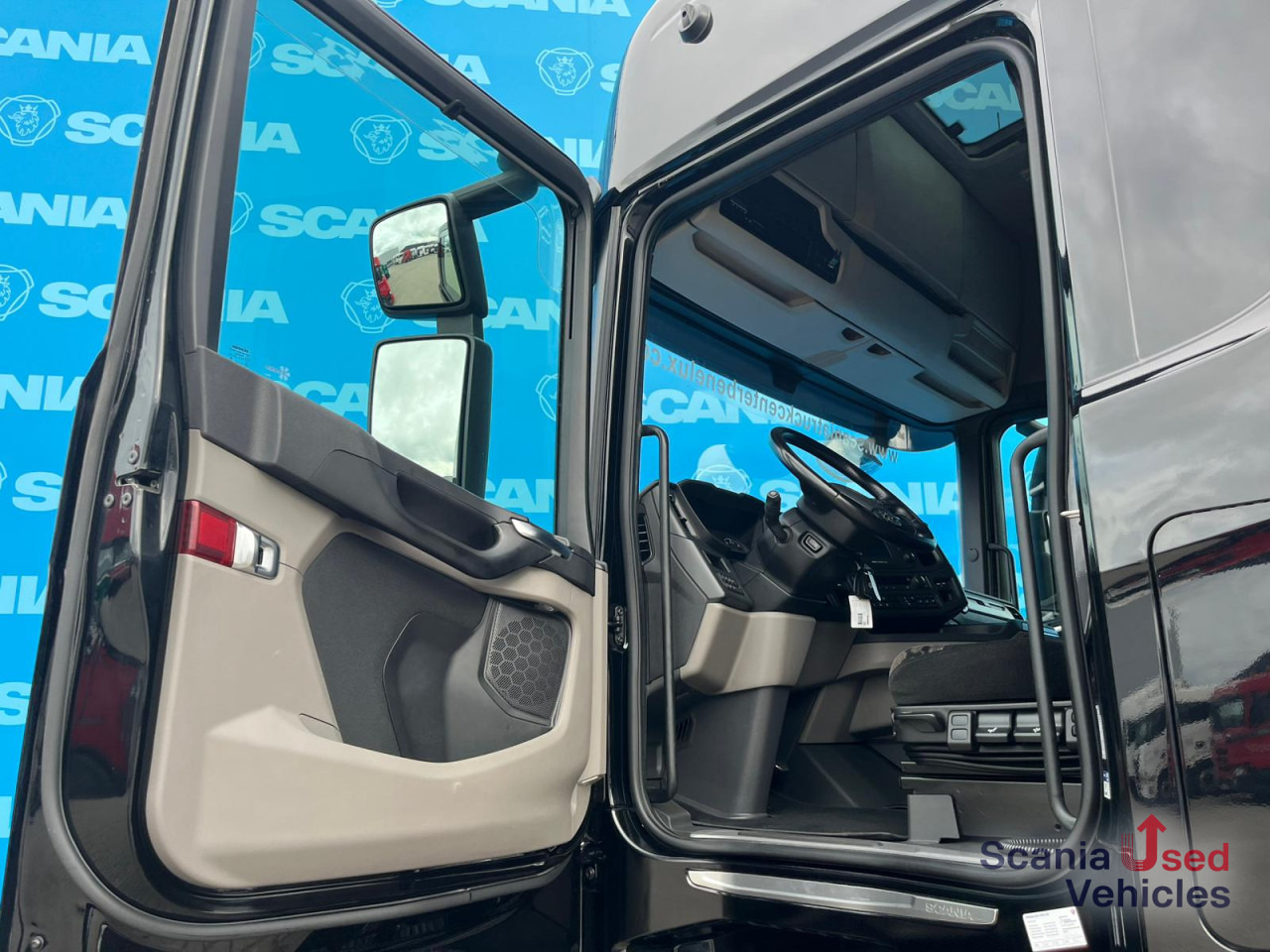 SCANIA S 530 A4x2NA DIFF-L RETARDER PARK AIRCO LED ACC - Tracteur routier: photos 2 SCANIA S 530 A4x2NA DIFF-L RETARDER PARK AIRCO LED ACC - Tracteur routier: photos 2