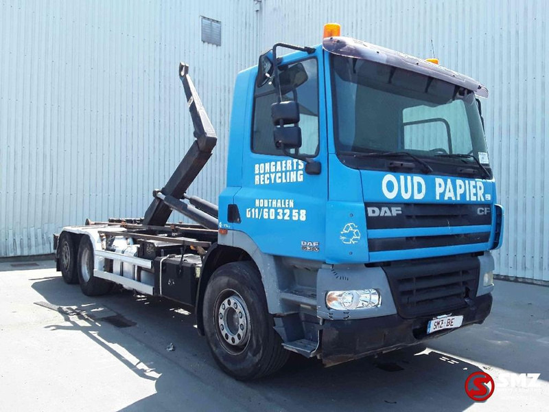 DAF 85 CF 380 - Camion porte-conteneur/ Caisse mobile: photos 1 DAF 85 CF 380 - Camion porte-conteneur/ Caisse mobile: photos 1