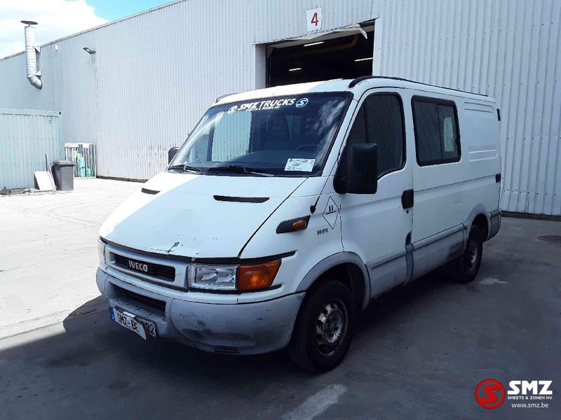 Iveco Daily - Fourgon utilitaire: photos 3 Iveco Daily - Fourgon utilitaire: photos 3