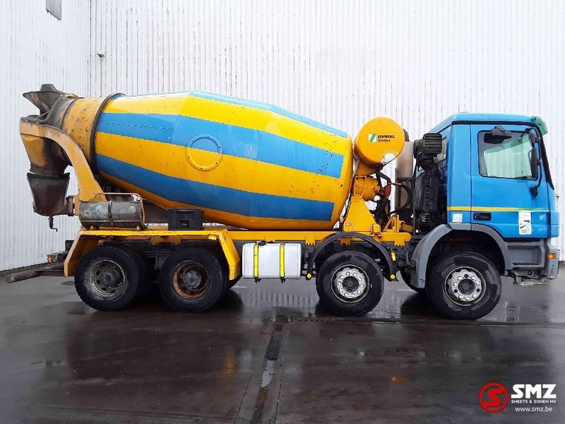 Mercedes-Benz Actros 3236 8x4 EPS - Camion malaxeur: photos 4 Mercedes-Benz Actros 3236 8x4 EPS - Camion malaxeur: photos 4