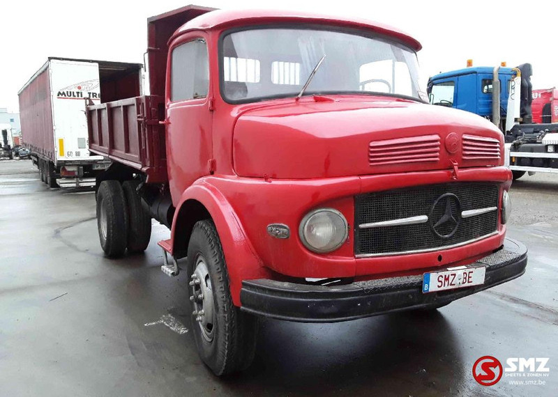 Mercedes-Benz - Camion benne: photos 1 Mercedes-Benz - Camion benne: photos 1