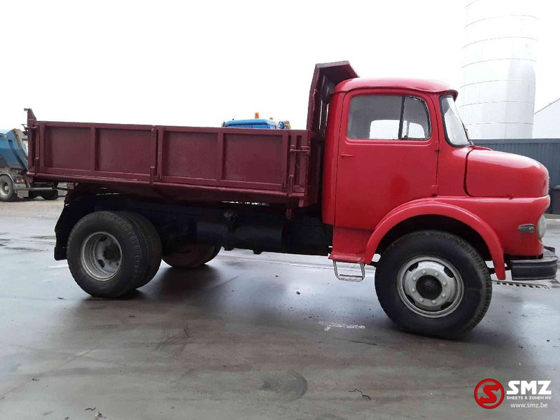 Mercedes-Benz - Camion benne: photos 4 Mercedes-Benz - Camion benne: photos 4