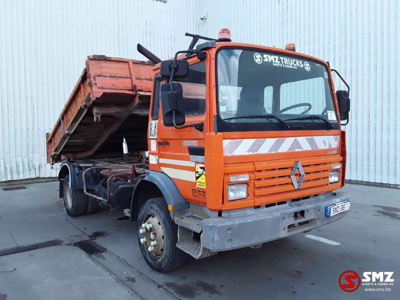 Renault M 180 - Camion benne: photos 1 Renault M 180 - Camion benne: photos 1