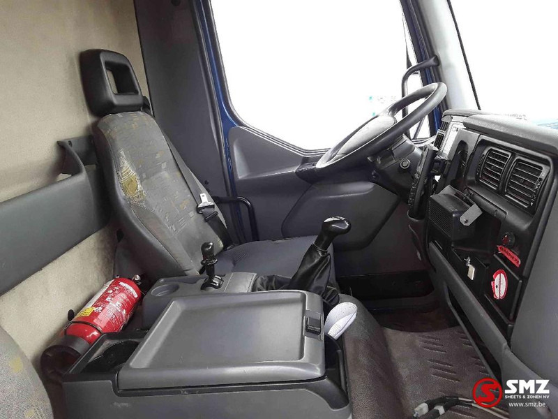 Renault Midlum 210 8000L manual pump - Camion citerne: photos 5 Renault Midlum 210 8000L manual pump - Camion citerne: photos 5