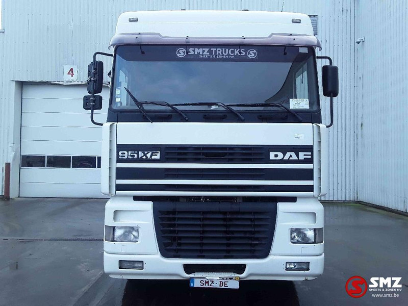 DAF 95 XF 480 Spacecab intarder - Tracteur routier: photos 2 DAF 95 XF 480 Spacecab intarder - Tracteur routier: photos 2