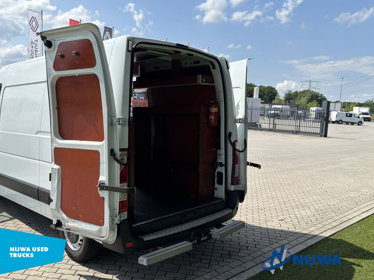 Fourgon utilitaire Renault Master T35 125 L2H2 Opstap + Airco Kasten: photos 15