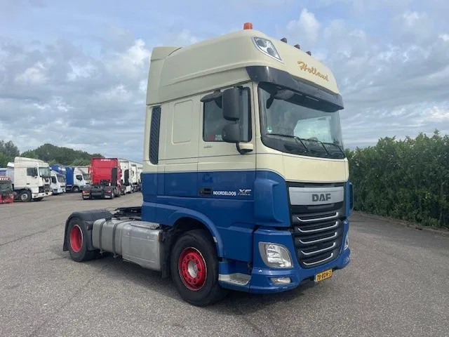 DAF XF 460 FT Euro6 Super Space Cab - Tracteur routier: photos 1 DAF XF 460 FT Euro6 Super Space Cab - Tracteur routier: photos 1