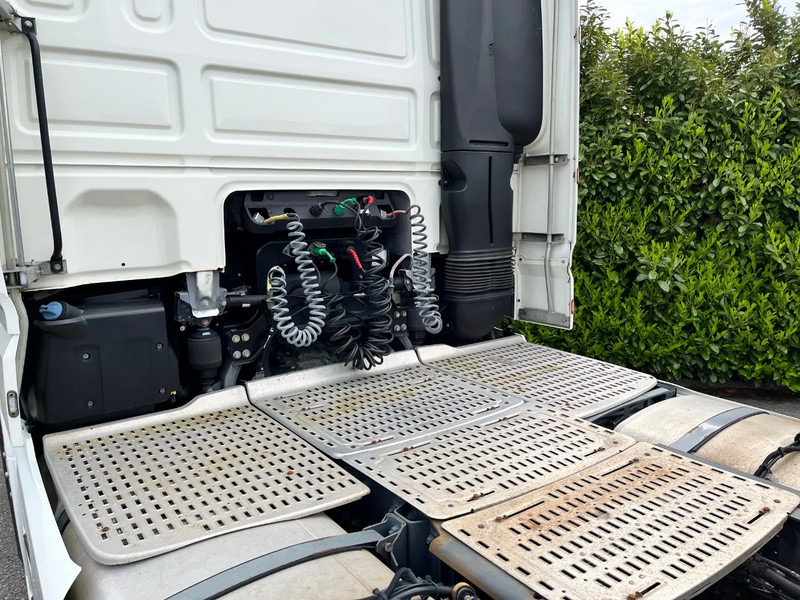 DAF XF 510 FT Euro6 Manual Special Interior - Tracteur routier: photos 4 DAF XF 510 FT Euro6 Manual Special Interior - Tracteur routier: photos 4