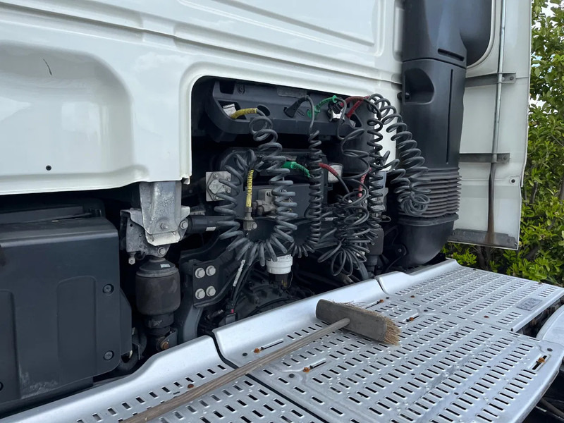 DAF XF 530 FT SSC Euro6 - Tracteur routier: photos 5 DAF XF 530 FT SSC Euro6 - Tracteur routier: photos 5