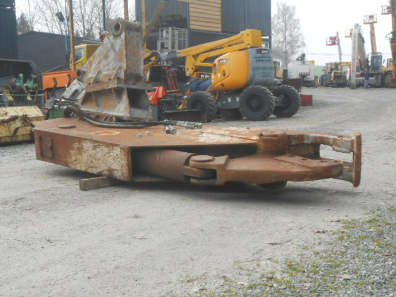 Abbruch-Schrottschere Vibra-Ram AS 4000D Abbruch-Schrottschere Vibra-Ram AS 4000D - Cisaille de démolition pour Engins de chantier: photos 4 Abbruch-Schrottschere Vibra-Ram AS 4000D Abbruch-Schrottschere Vibra-Ram AS 4000D - Cisaille de démolition pour Engins de chantier: photos 4