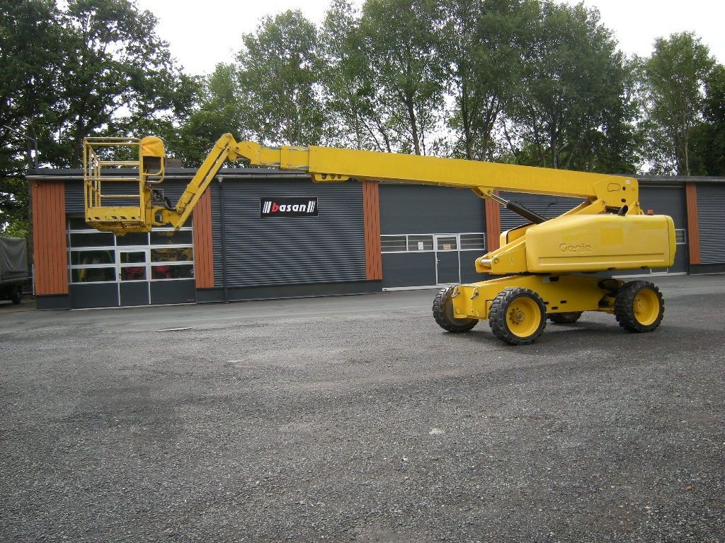 Genie Arbeitsbühne Genie S65, AH 22m - Camion avec nacelle: photos 1 Genie Arbeitsbühne Genie S65, AH 22m - Camion avec nacelle: photos 1