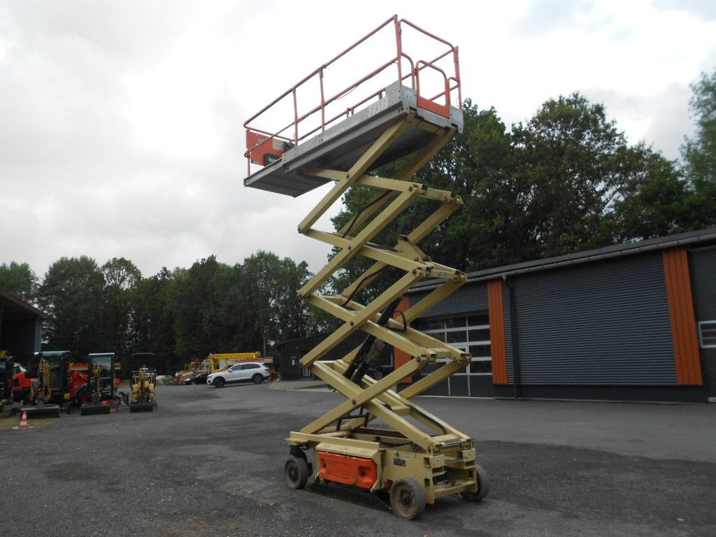 Nacelle ciseaux JLG JLG 3246, Scherenarbeitsbühne, 11,9 m: photos 8