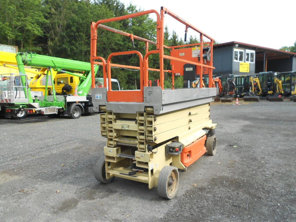 Nacelle ciseaux JLG JLG 3246, Scherenarbeitsbühne, 11,9 m: photos 21