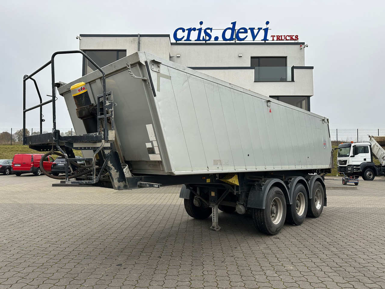 Kempf SKM 35 3 Thermo Mulde | TÜV NEU - Semi-remorque benne: photos 1 Kempf SKM 35 3 Thermo Mulde | TÜV NEU - Semi-remorque benne: photos 1