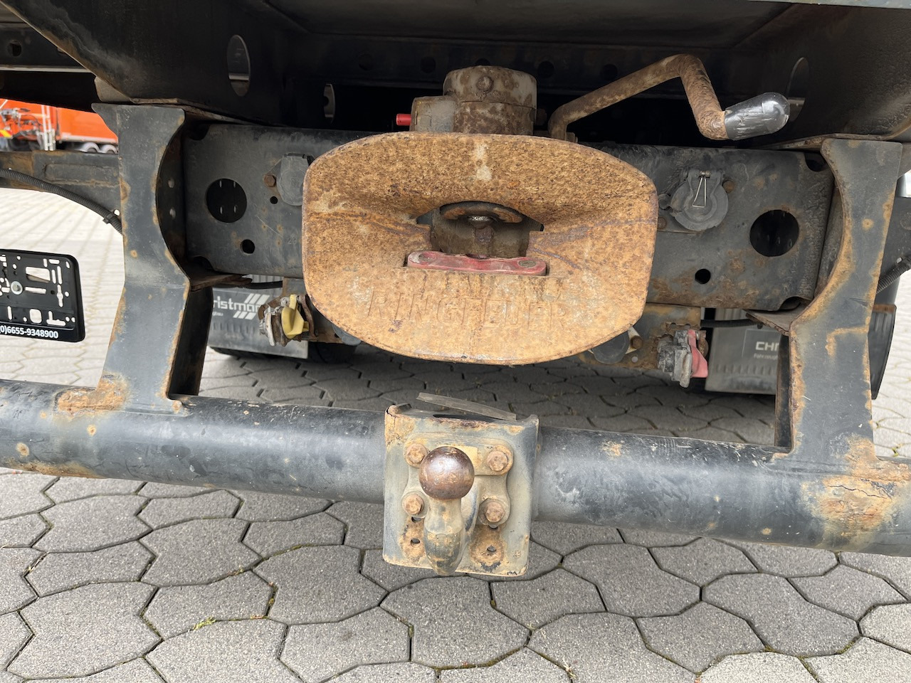 MAN TGL 8.220 4x2 Pritsche AHK - Fourgon plateau: photos 5 MAN TGL 8.220 4x2 Pritsche AHK - Fourgon plateau: photos 5