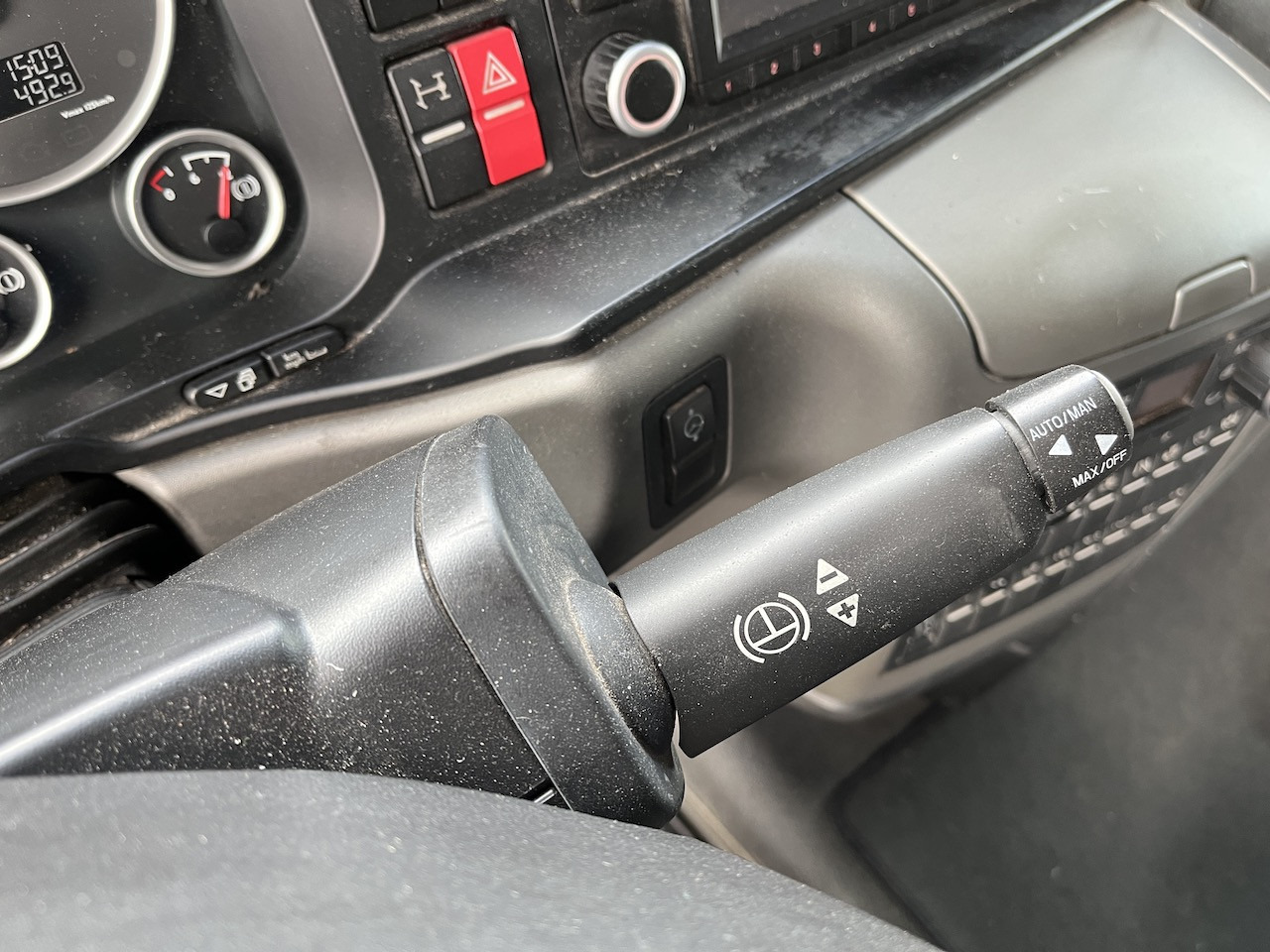 MAN TGX 26.480 6x2 Atlas 145.2 Kran Baustoff AHK - Camion plateau, Camion grue: photos 2 MAN TGX 26.480 6x2 Atlas 145.2 Kran Baustoff AHK - Camion plateau, Camion grue: photos 2