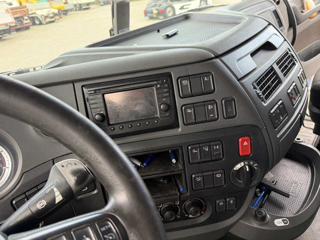 Daf XF 460 4x2 Retarder - Tracteur routier: photos 2 Daf XF 460 4x2 Retarder - Tracteur routier: photos 2