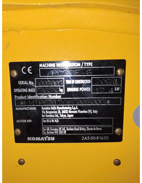 Komatsu PC33E-6 - Mini pelle: photos 3 Komatsu PC33E-6 - Mini pelle: photos 3