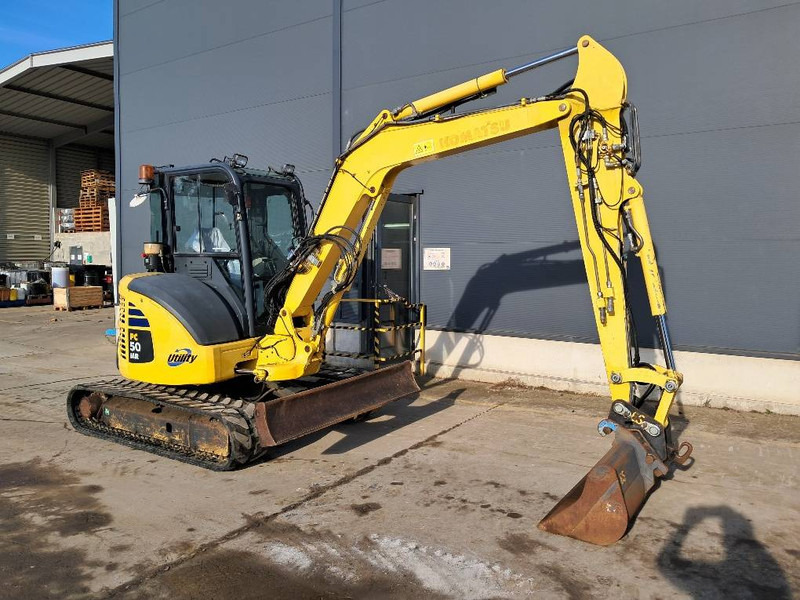 Komatsu PC50MR-2 - Mini pelle: photos 1 Komatsu PC50MR-2 - Mini pelle: photos 1