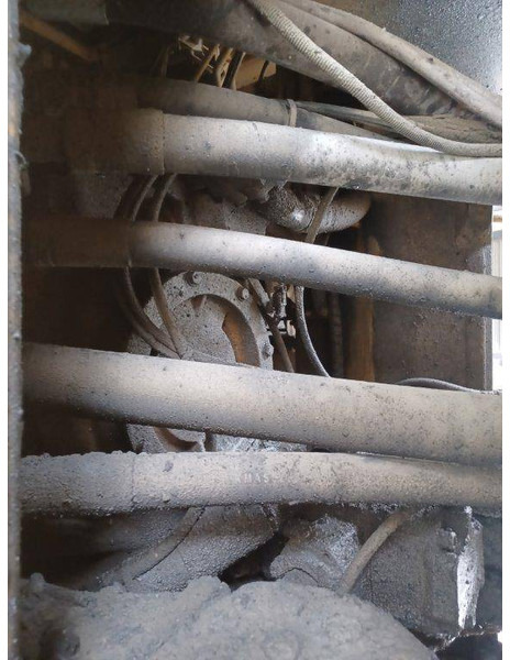 Komatsu WA800-3 - Chargeuse sur pneus: photos 5 Komatsu WA800-3 - Chargeuse sur pneus: photos 5