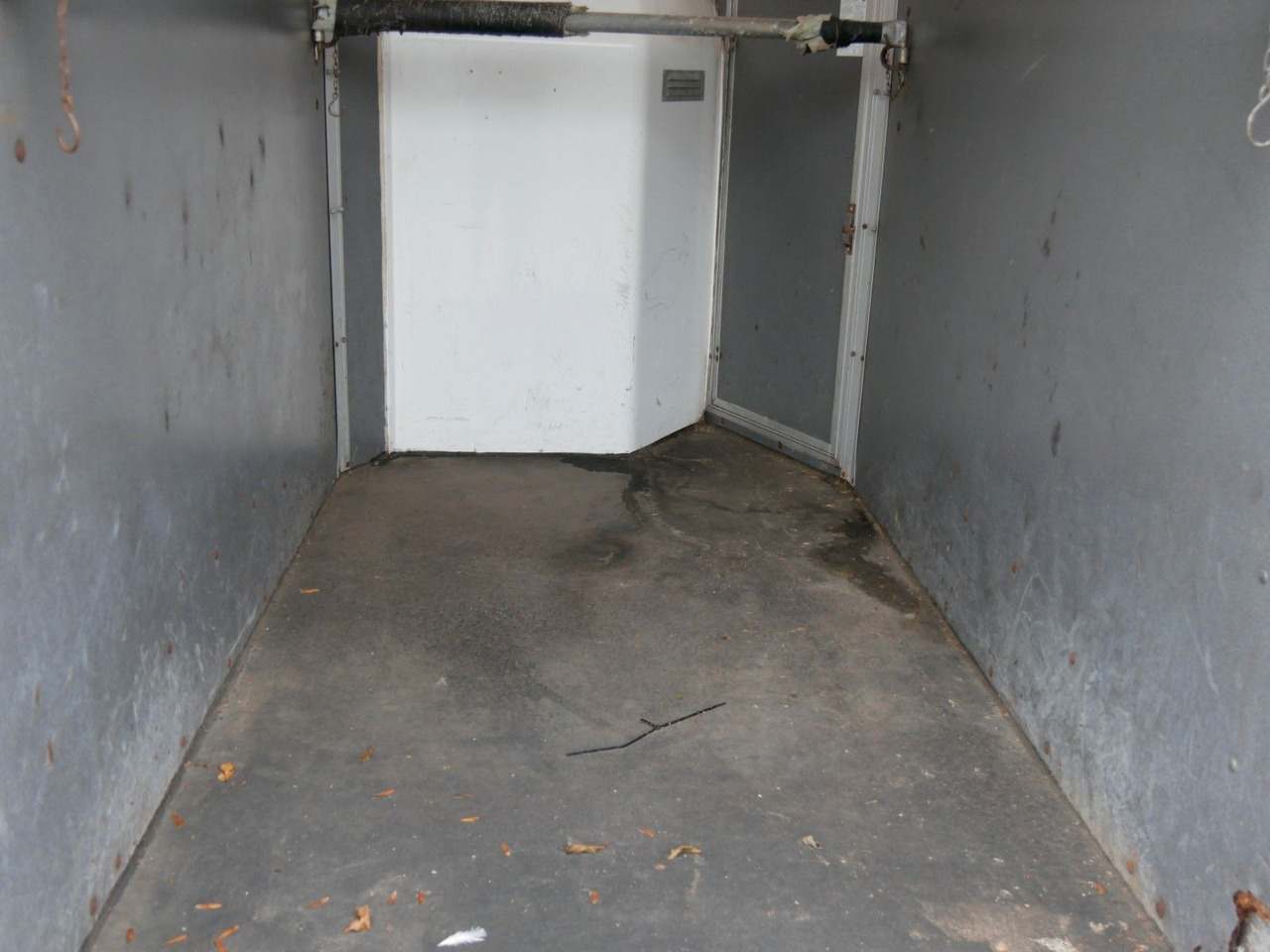 Blomert 1,5 Pferde mit Sattelkammer - Remorque bétaillère: photos 4 Blomert 1,5 Pferde mit Sattelkammer - Remorque bétaillère: photos 4