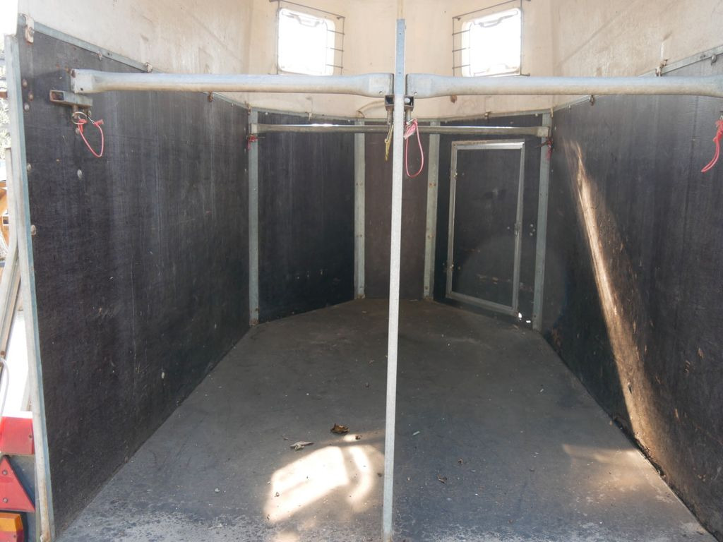 Holz Poly  2 Pferde  - Van chevaux: photos 4 Holz Poly  2 Pferde  - Van chevaux: photos 4