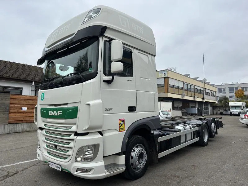DAF XF 106 450 SSC 6X2* 4 St.! *Jumbo*E6D*Multi*VANTEC - Camion porte-conteneur/ Caisse mobile: photos 1 DAF XF 106 450 SSC 6X2* 4 St.! *Jumbo*E6D*Multi*VANTEC - Camion porte-conteneur/ Caisse mobile: photos 1
