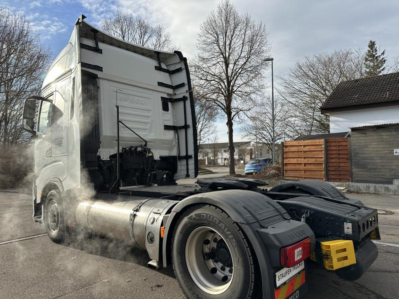 Iveco Stralis S-Way*460*LNG*Retarder*2 Tanks - Tracteur routier: photos 4 Iveco Stralis S-Way*460*LNG*Retarder*2 Tanks - Tracteur routier: photos 4