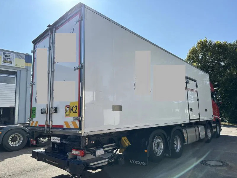 Volvo FH 16 550XL*8x2*Tief Kühlkoffer*ThermoKing*LBW - Camion frigorifique: photos 5 Volvo FH 16 550XL*8x2*Tief Kühlkoffer*ThermoKing*LBW - Camion frigorifique: photos 5