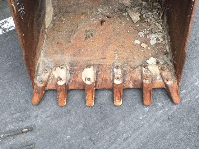 CATERPILLAR 880mm - Godet pour pelle: photos 5 CATERPILLAR 880mm - Godet pour pelle: photos 5