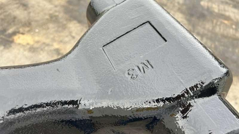 MORIN M3 - Type Banane - 270mm - Godet pour pelle: photos 5 MORIN M3 - Type Banane - 270mm - Godet pour pelle: photos 5