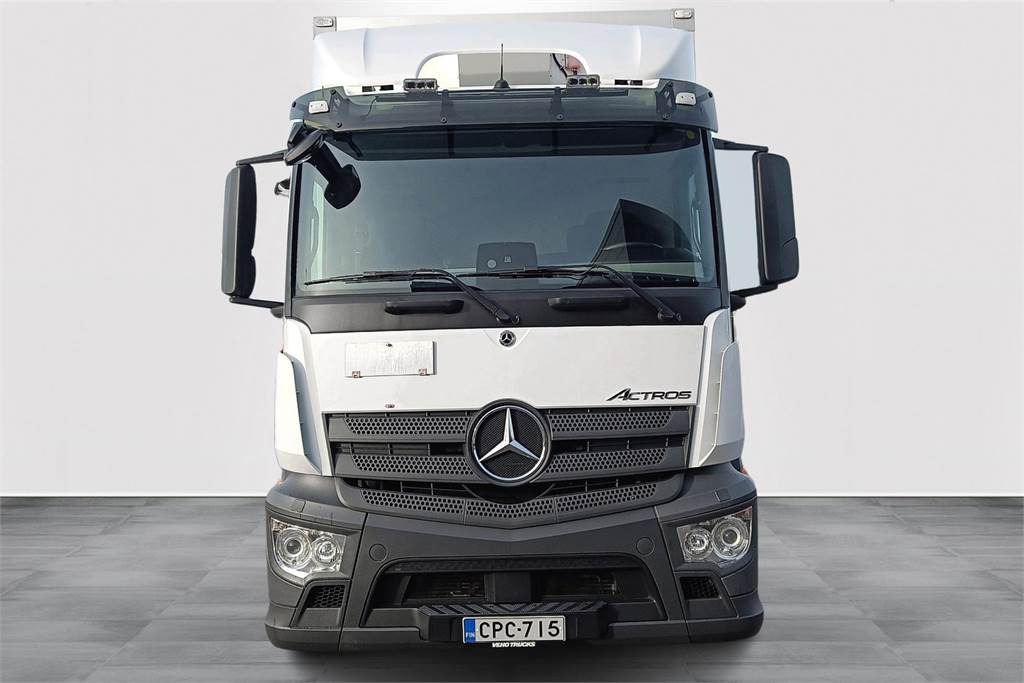 Mercedes-Benz ACTROS 5 SM 1827 L KSA - Camion isothermique: photos 2 Mercedes-Benz ACTROS 5 SM 1827 L KSA - Camion isothermique: photos 2