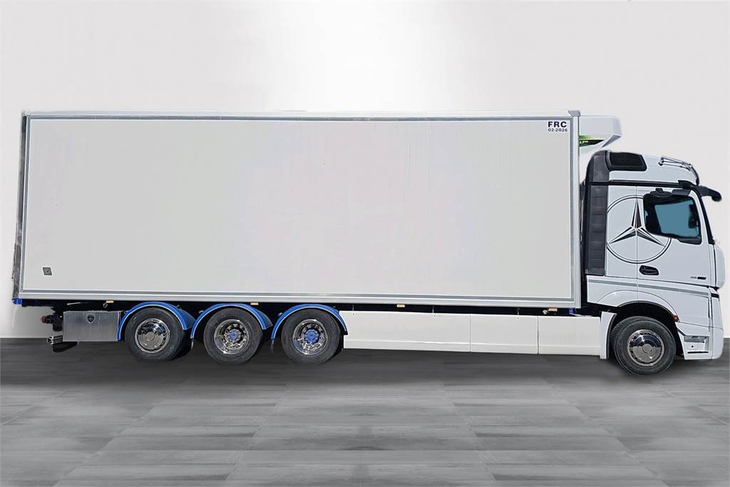 Mercedes-Benz ACTROS L 580hv 4-aks FRC 02/2026 - Camion isothermique: photos 4 Mercedes-Benz ACTROS L 580hv 4-aks FRC 02/2026 - Camion isothermique: photos 4