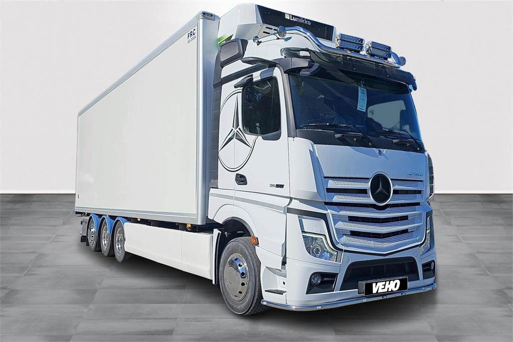 Mercedes-Benz ACTROS L 580hv 4-aks FRC 02/2026 - Camion isothermique: photos 3 Mercedes-Benz ACTROS L 580hv 4-aks FRC 02/2026 - Camion isothermique: photos 3