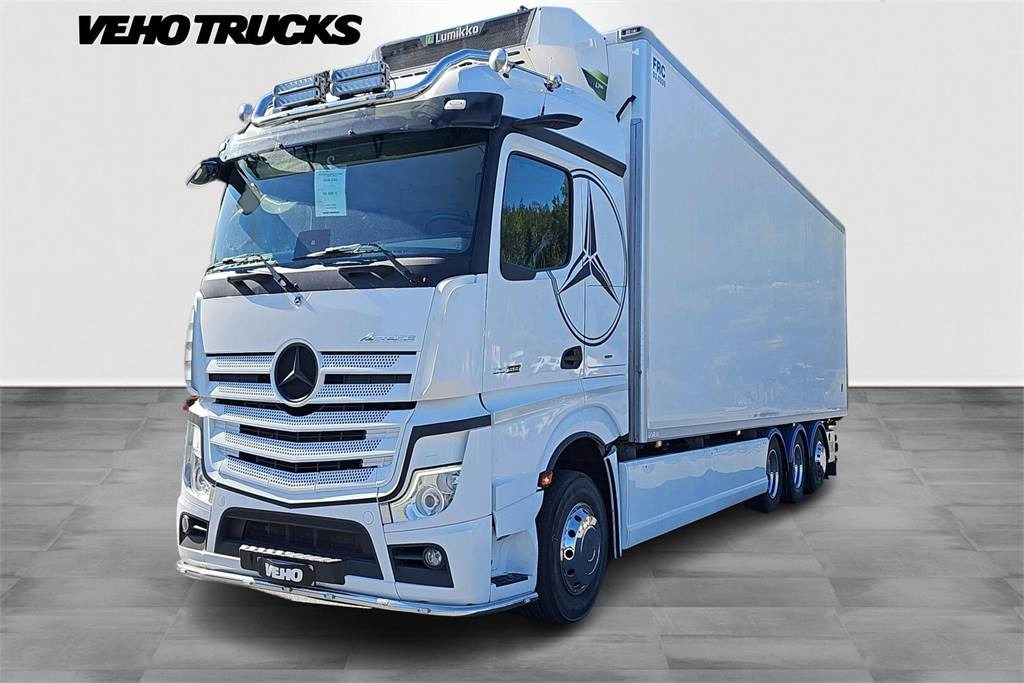 Mercedes-Benz ACTROS L 580hv 4-aks FRC 02/2026 - Camion isothermique: photos 1 Mercedes-Benz ACTROS L 580hv 4-aks FRC 02/2026 - Camion isothermique: photos 1