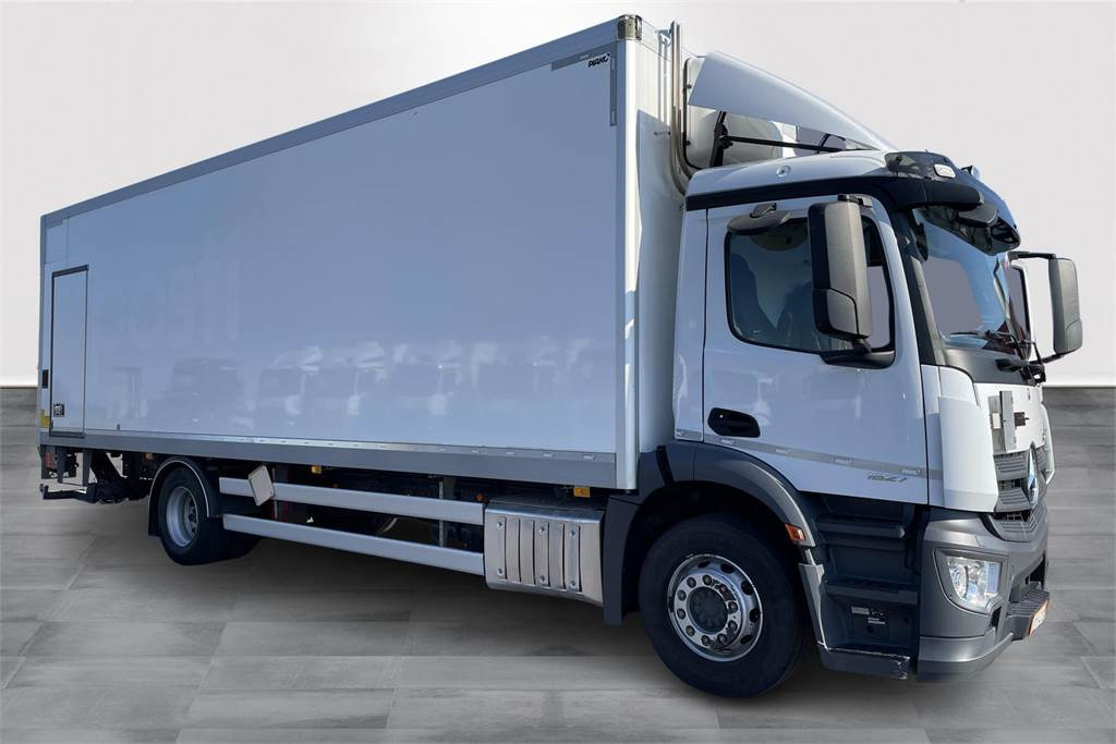 Mercedes-Benz Actros 1827 4x2 8,7m umpikori+PL nostin - Camion fourgon: photos 2 Mercedes-Benz Actros 1827 4x2 8,7m umpikori+PL nostin - Camion fourgon: photos 2