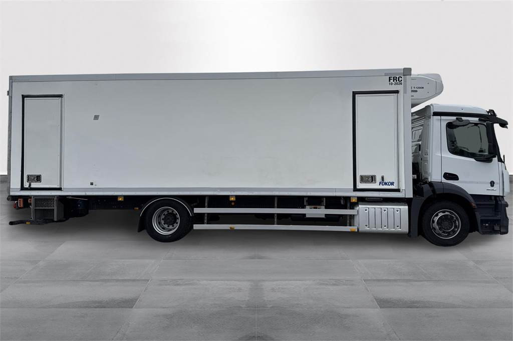 Mercedes-Benz Actros 5 1830L nR 4x2 FRC 10/2026 - Camion isothermique: photos 4 Mercedes-Benz Actros 5 1830L nR 4x2 FRC 10/2026 - Camion isothermique: photos 4