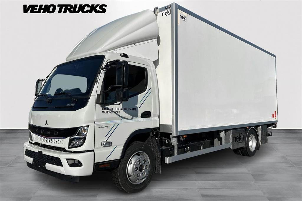 Mitsubishi FUSO 9C18 M-Bat 4x2 - Camion isothermique: photos 1 Mitsubishi FUSO 9C18 M-Bat 4x2 - Camion isothermique: photos 1