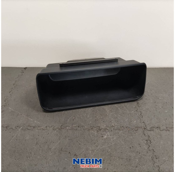 Volvo Volvo - 20502483 - Handschoenenkast - Pièces de rechange pour Camion: photos 1 Volvo Volvo - 20502483 - Handschoenenkast - Pièces de rechange pour Camion: photos 1