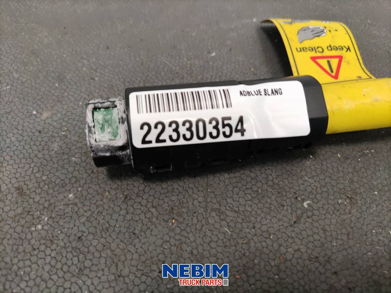 Volvo Volvo - 22330354 - Adblue slang - Pièces de rechange: photos 3 Volvo Volvo - 22330354 - Adblue slang - Pièces de rechange: photos 3