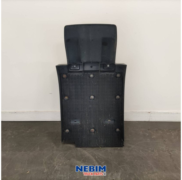 Volvo Volvo - 82637695 - Spatscherm vooras FH4 L / R - Pièces de rechange pour Camion: photos 2 Volvo Volvo - 82637695 - Spatscherm vooras FH4 L / R - Pièces de rechange pour Camion: photos 2