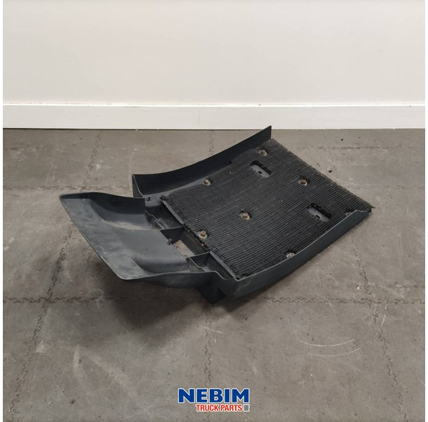 Volvo Volvo - 82637695 - Spatscherm vooras FH4 L / R - Pièces de rechange pour Camion: photos 2 Volvo Volvo - 82637695 - Spatscherm vooras FH4 L / R - Pièces de rechange pour Camion: photos 2