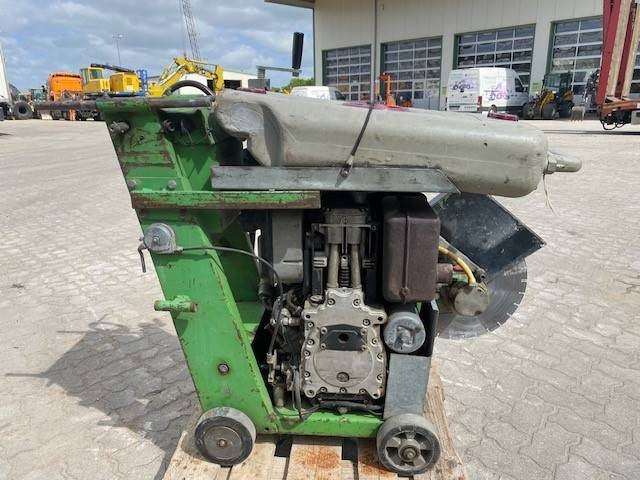 Lissmac FS-16 D/I (12005321) - Engins de chantier: photos 5 Lissmac FS-16 D/I (12005321) - Engins de chantier: photos 5